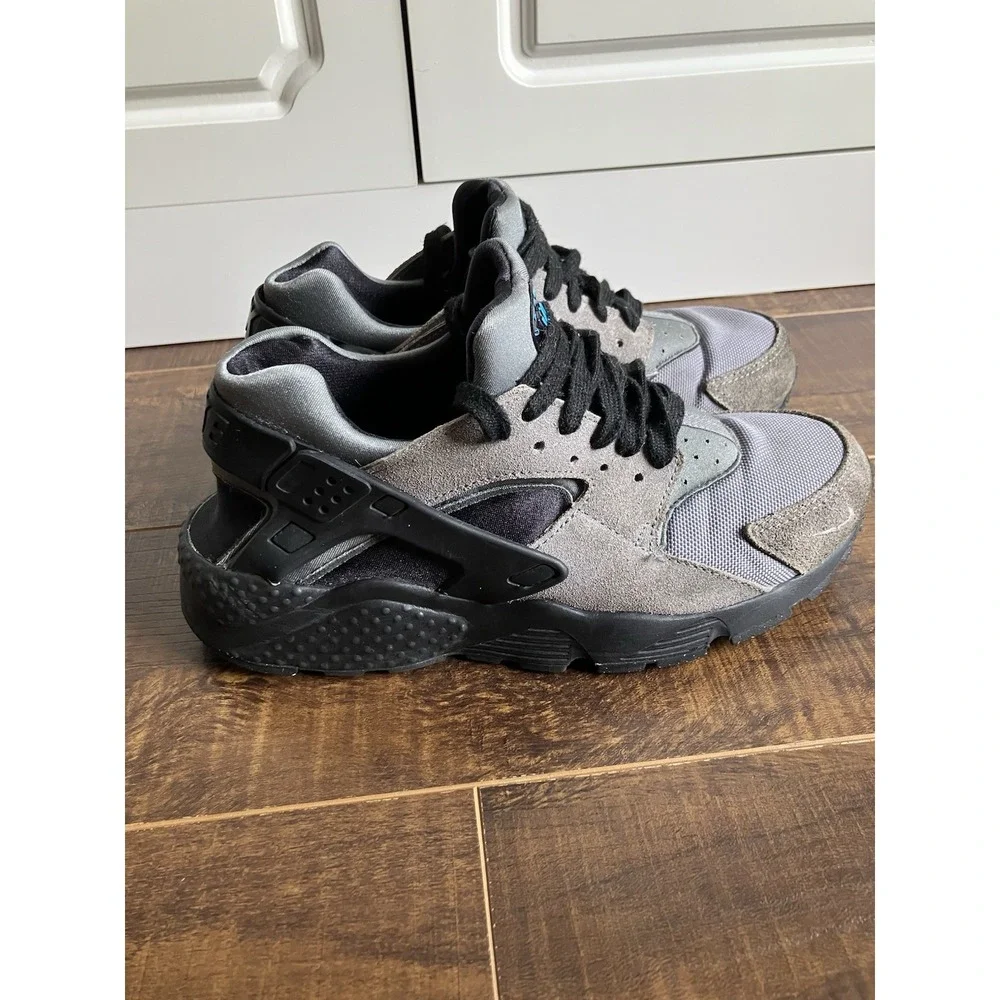 Nike pre owned